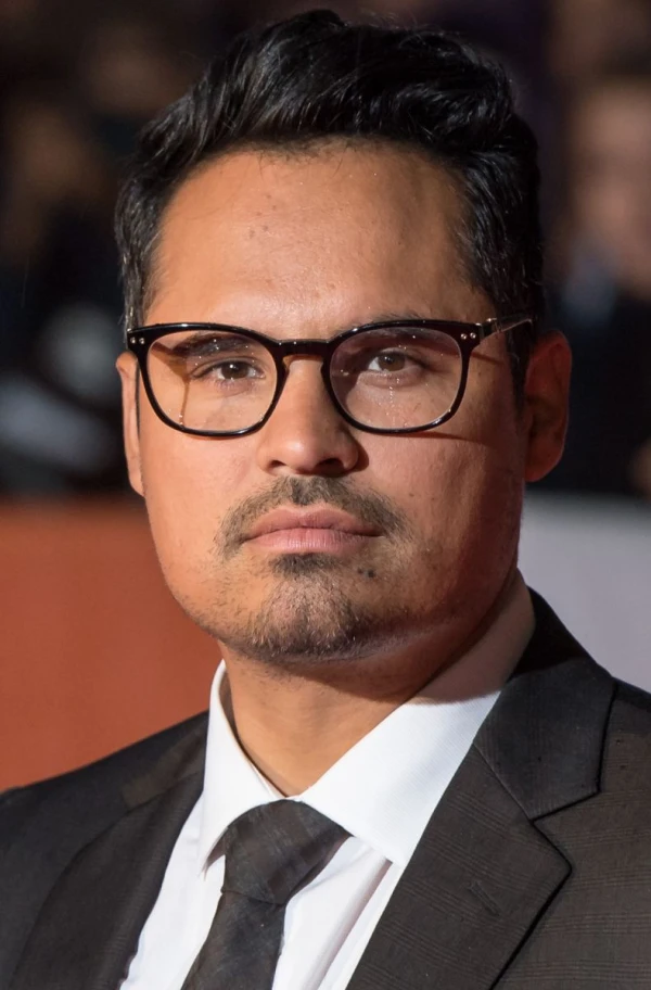 <strong>Michael Peña</strong>. Image by Bill Ingalls.