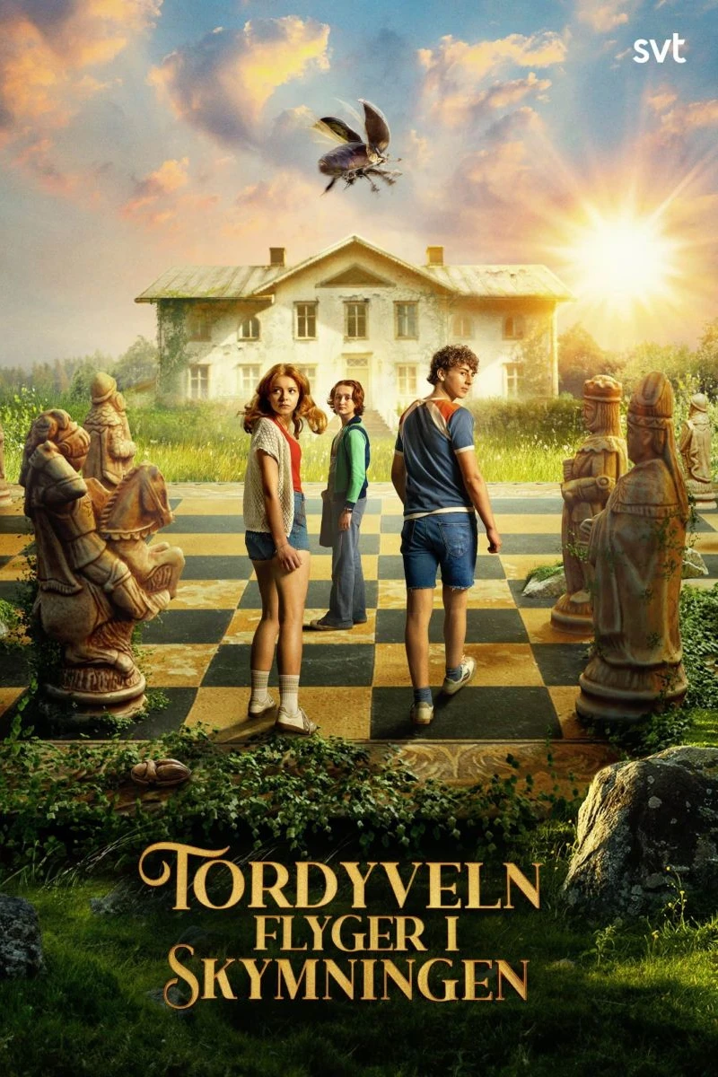Tordyveln flyger i skymningen Poster